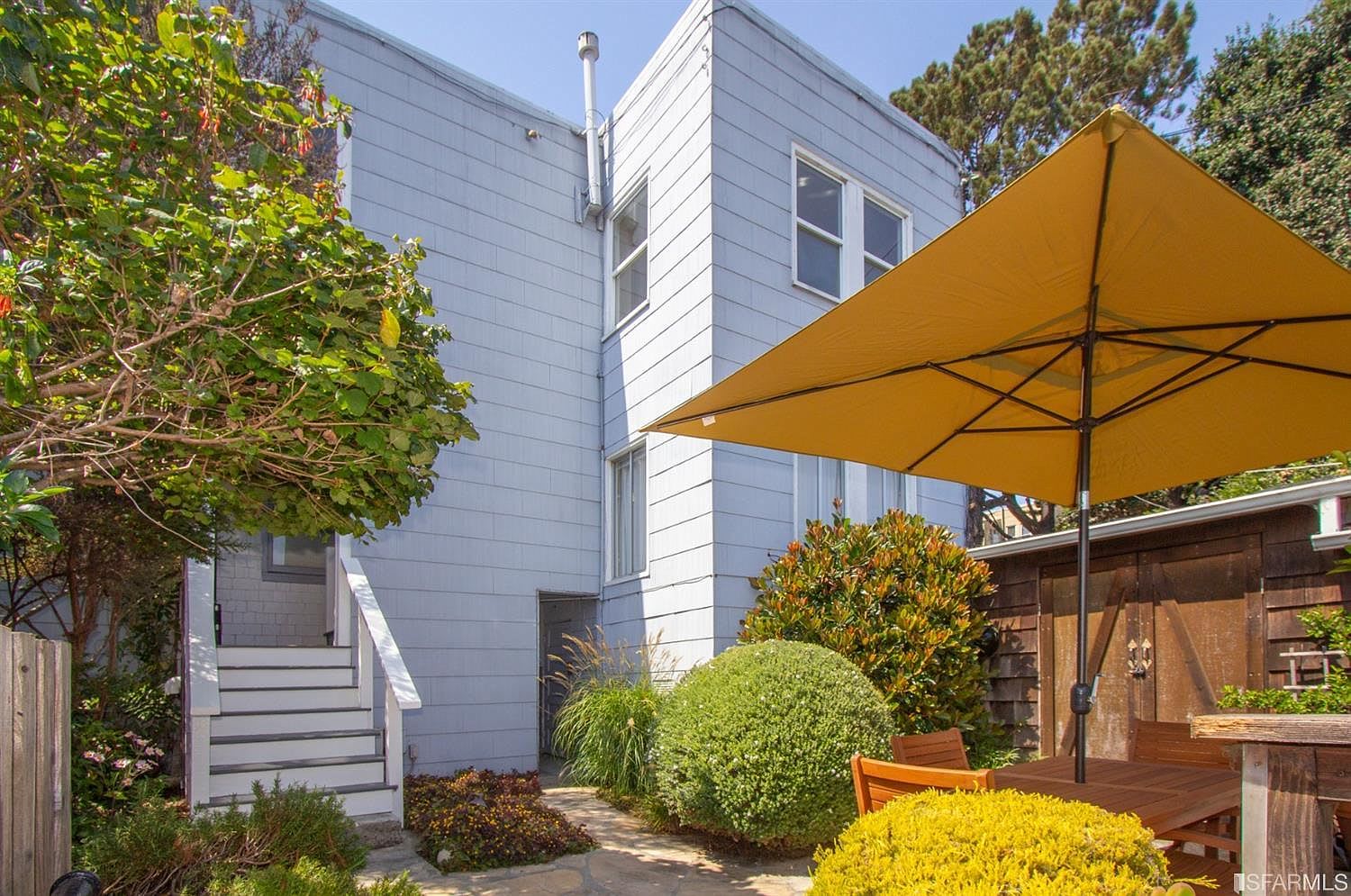 54 Rosemont Pl