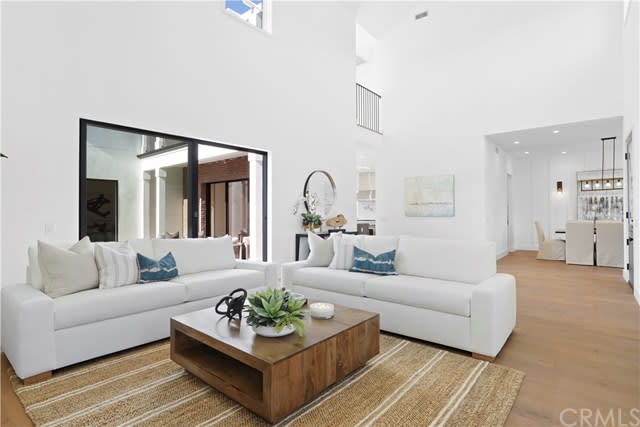 417 Holmwood, Newport Beach