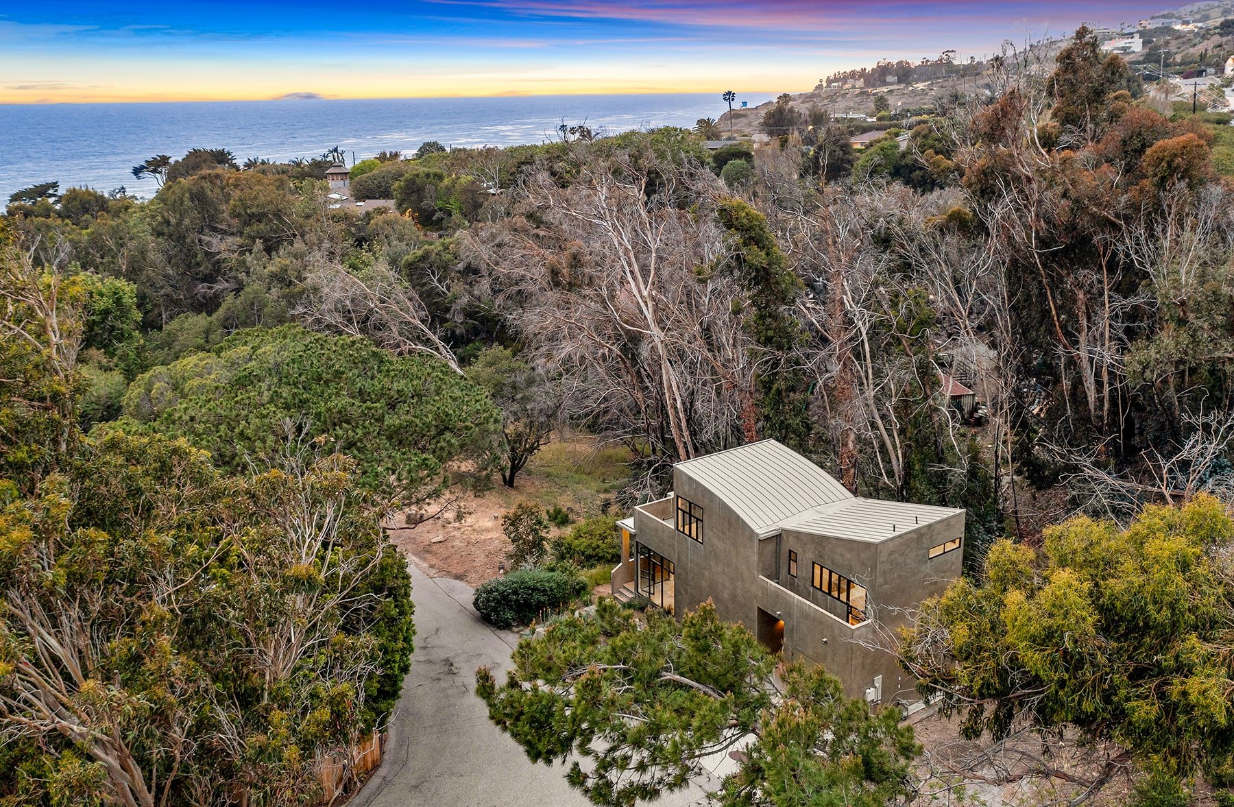 31894 Sea Level Dr, Malibu