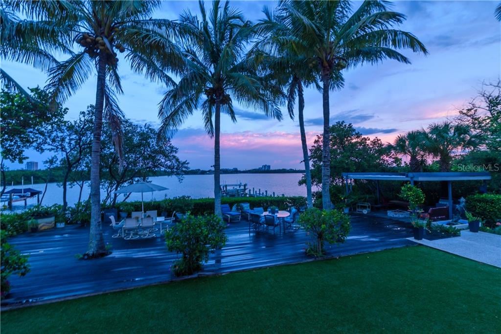 Iconic Contemporary Home in Lido Shores
