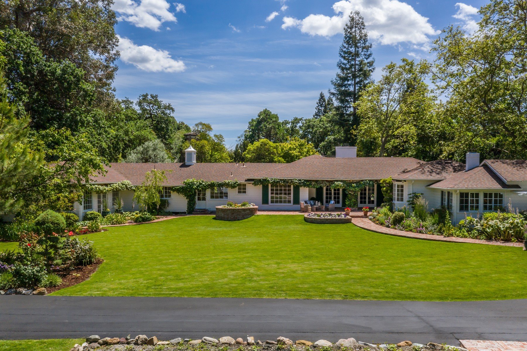 160 Alderwood Rd