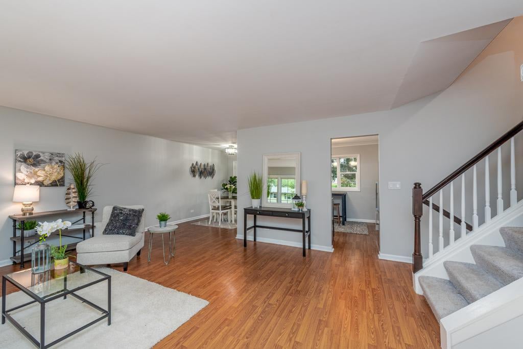 7418 Brookside Dr., Hanover Park, IL 60133