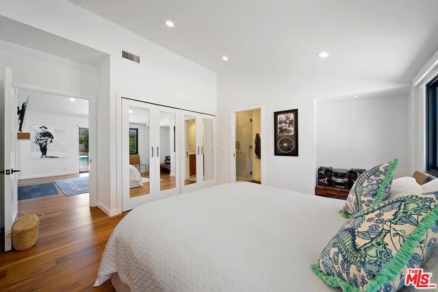 Oasis Luxe