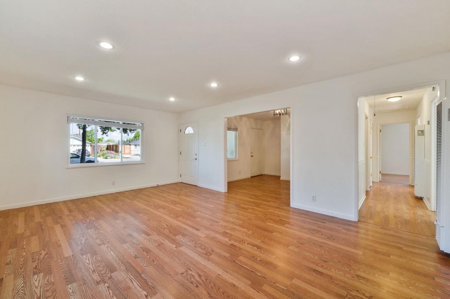 3211 Ensalmo Avenue, Cambrian