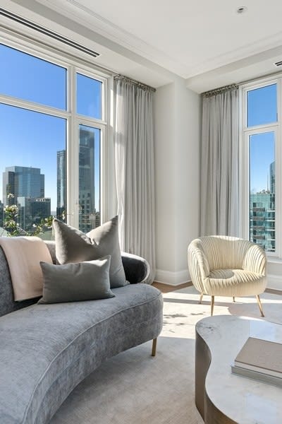 451 E Grand Ave #4201