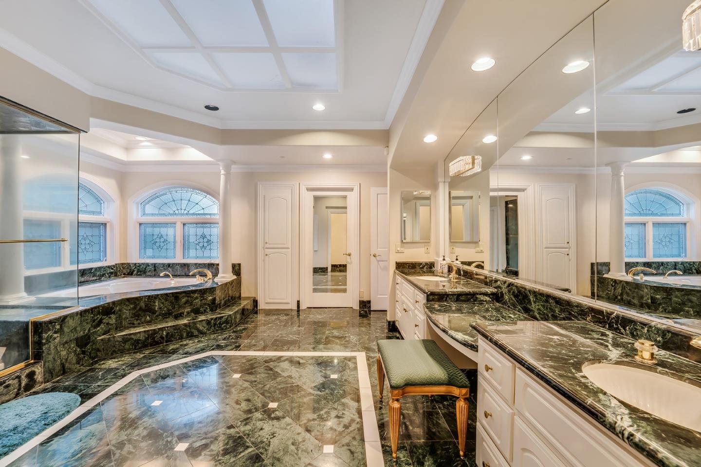 15071 Becky Ln