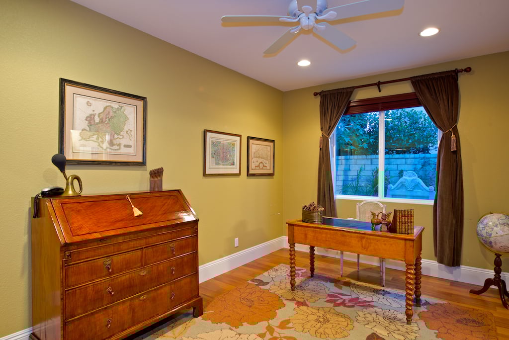 10541 Whispering Hills Lane