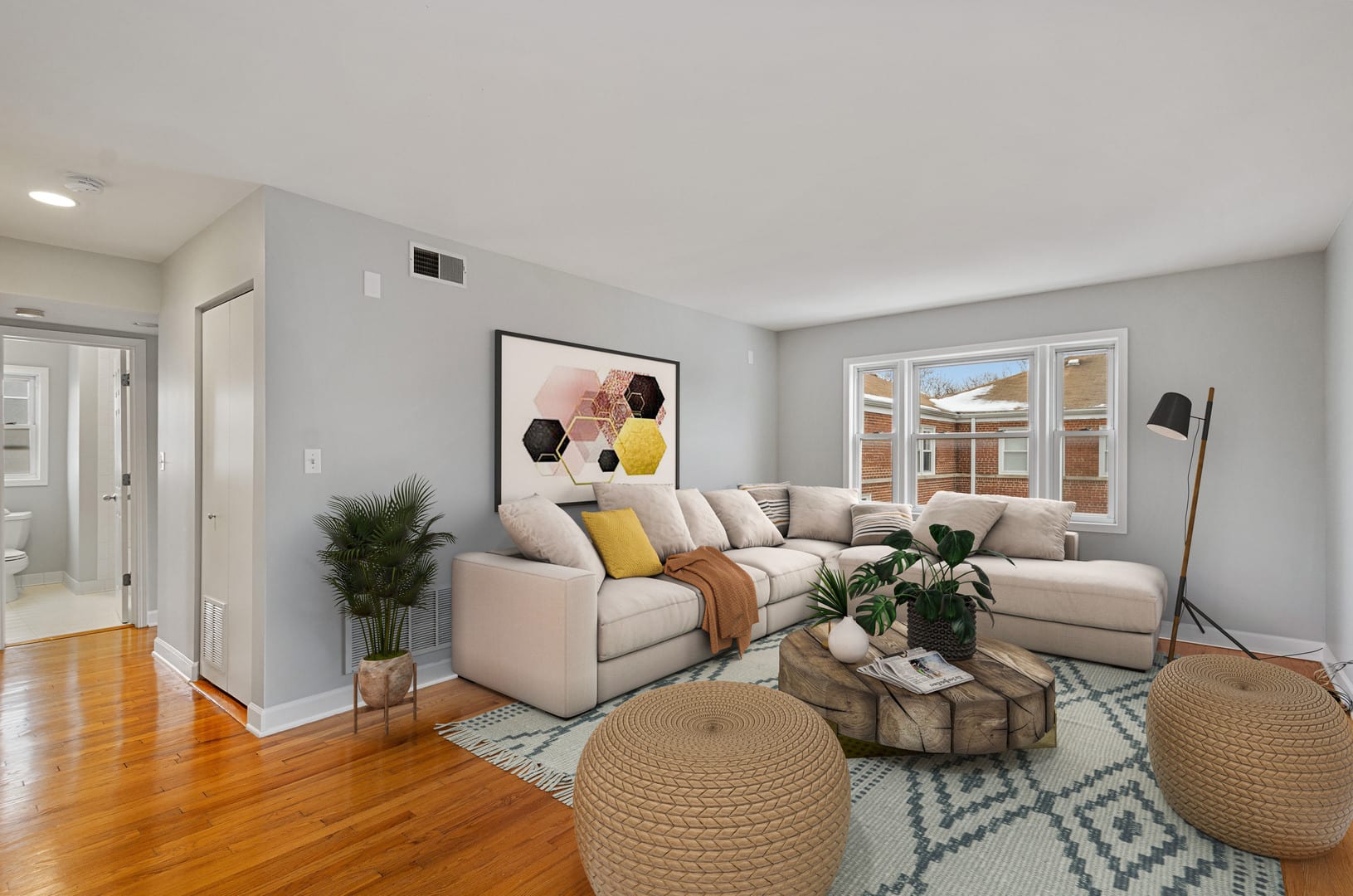 2918 W Berwyn