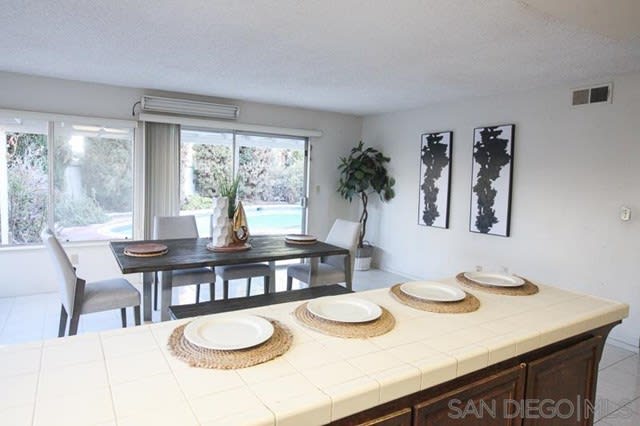 Merrington, Mira Mesa