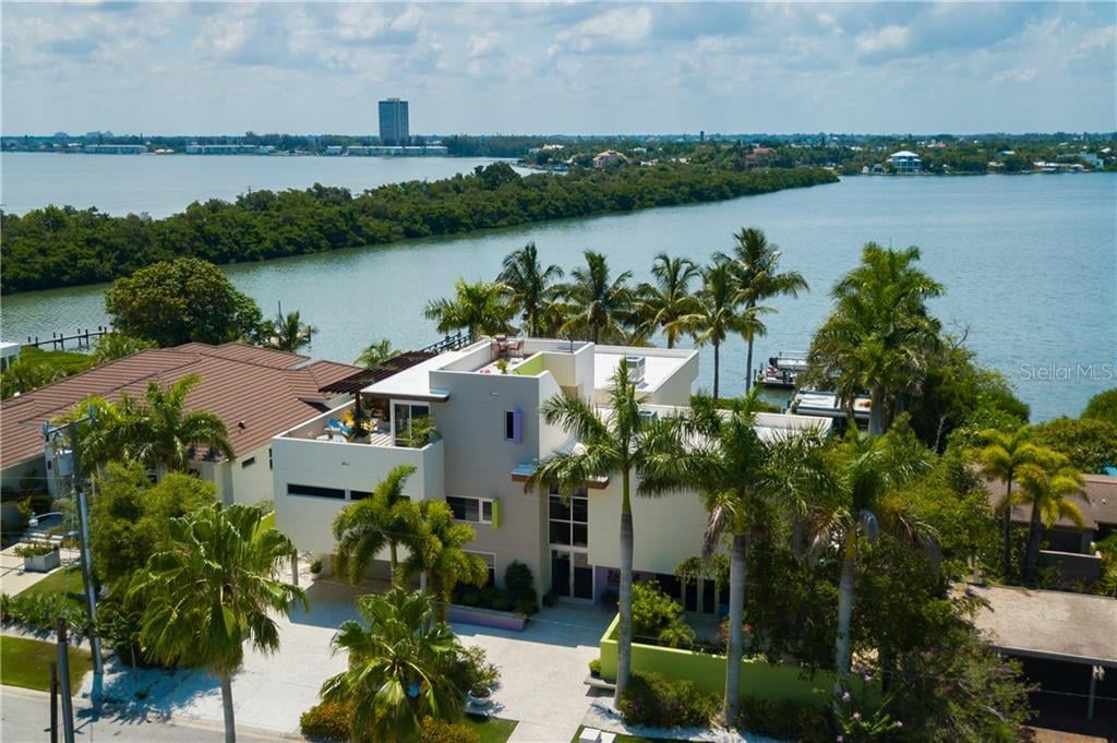 Iconic Contemporary Home in Lido Shores