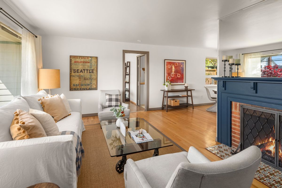 Charming Views in Arbor Heights