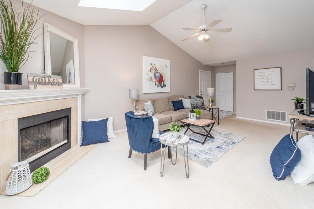 7 Aberdeen Ct, #W2