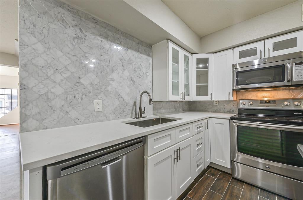 2425 Holly Hall Street Unit: 92F
