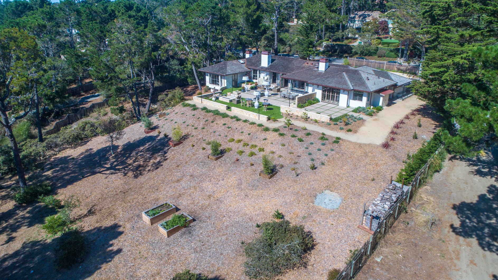 1536 Viscaino Rd