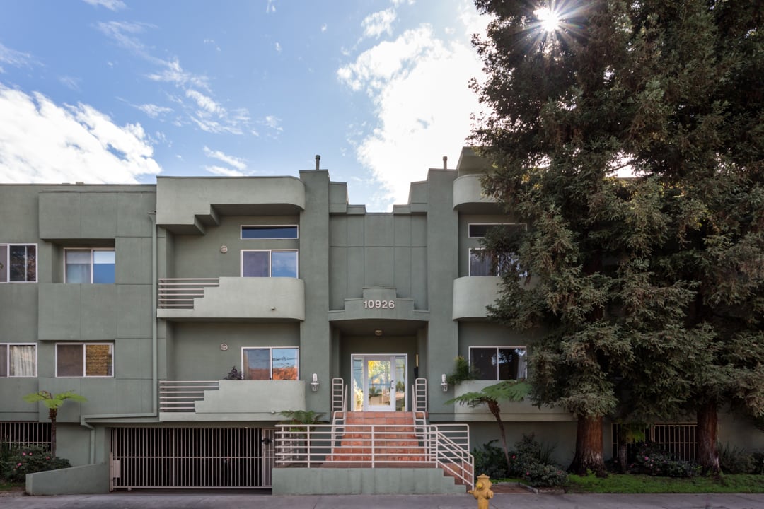 10926 Moorpark St, Unit 18