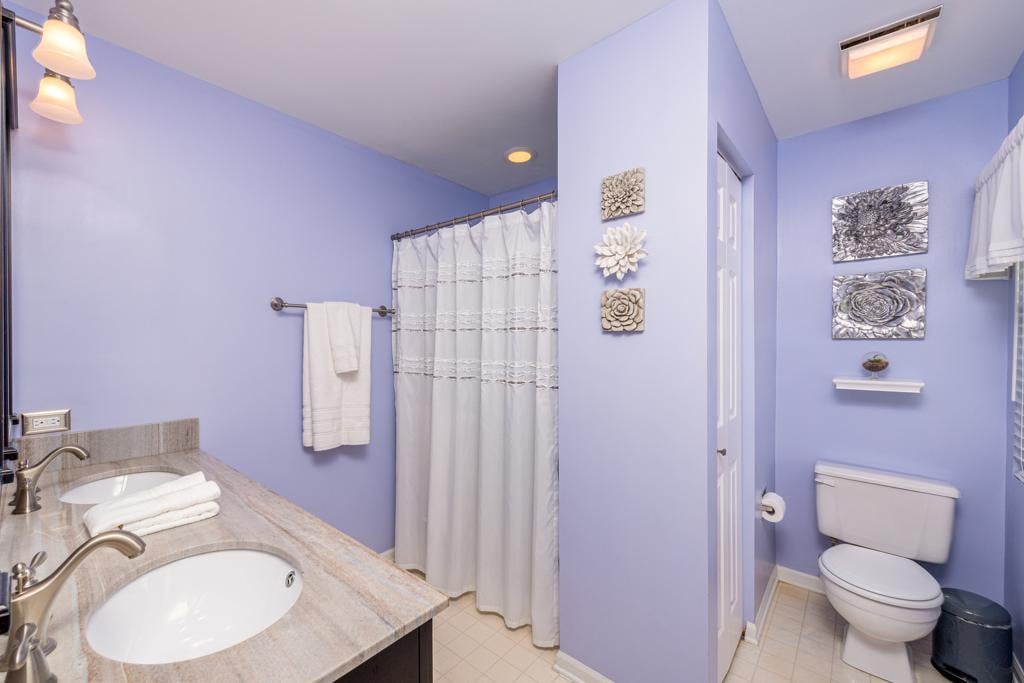 9 Horseshoe Ct