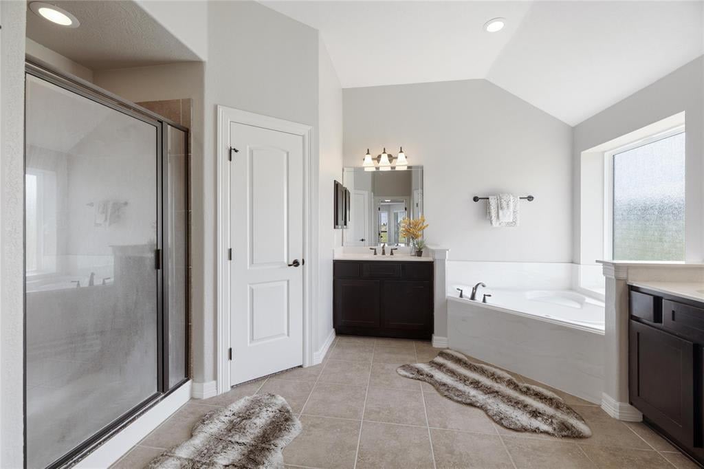 3252 Rolling Valley Ln