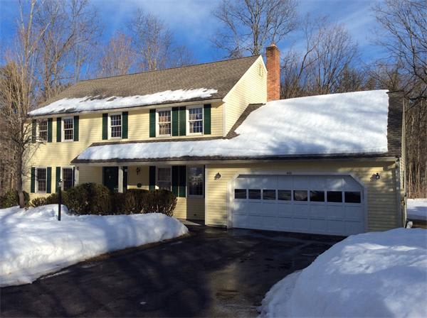 522 Martins Pond Rd