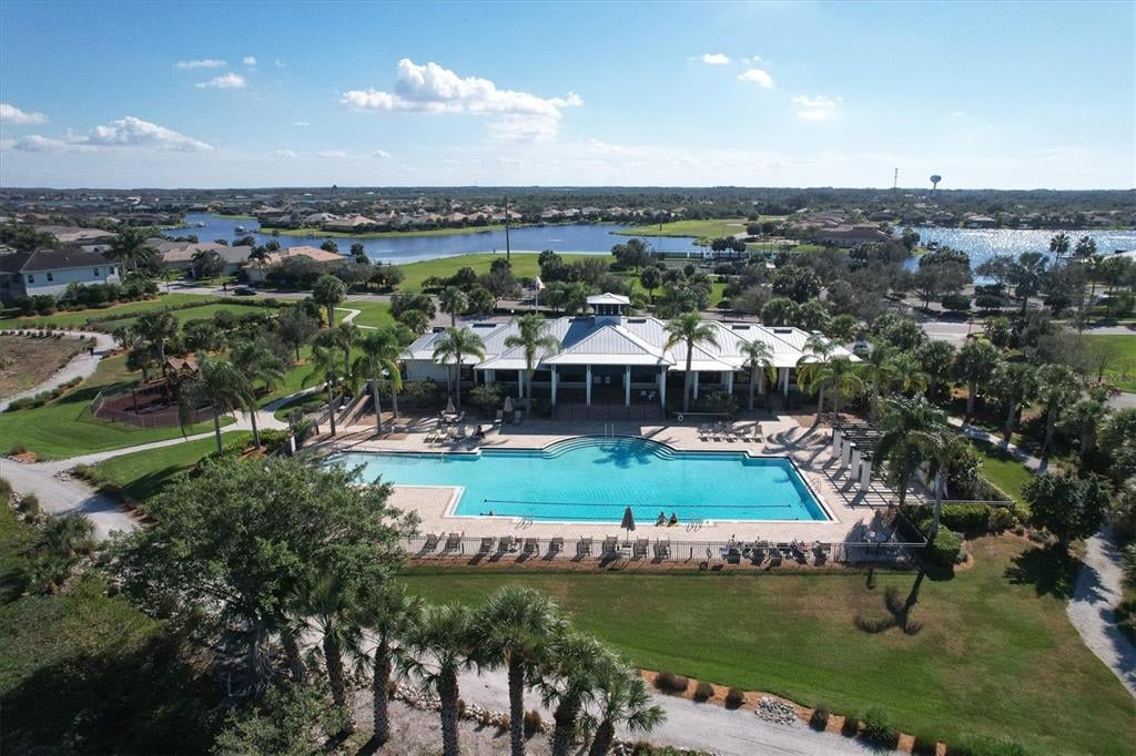 5211 Lake Overlook Ave, Bradenton, FL 34208