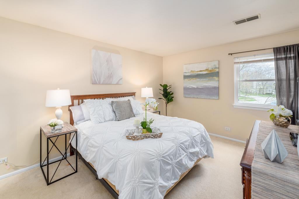 7 Aberdeen Ct, #W2
