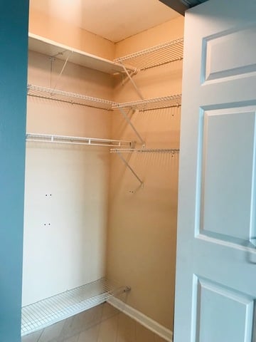 345 N Lasalle St, #4305