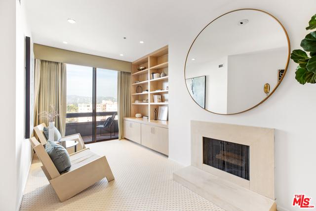 Stunning and Spacious Condominium In The Mirabella