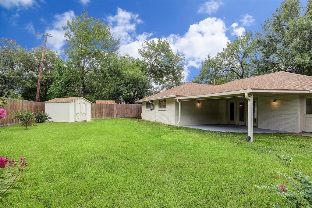 10502 Shadow Wood Drive 