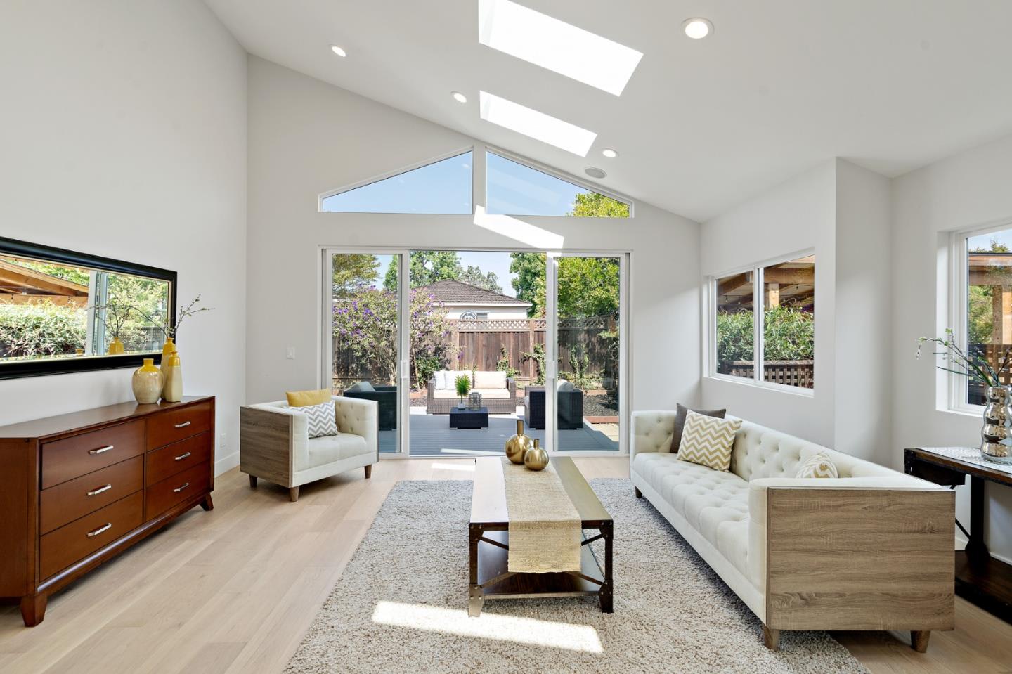 112 Belvedere Ave