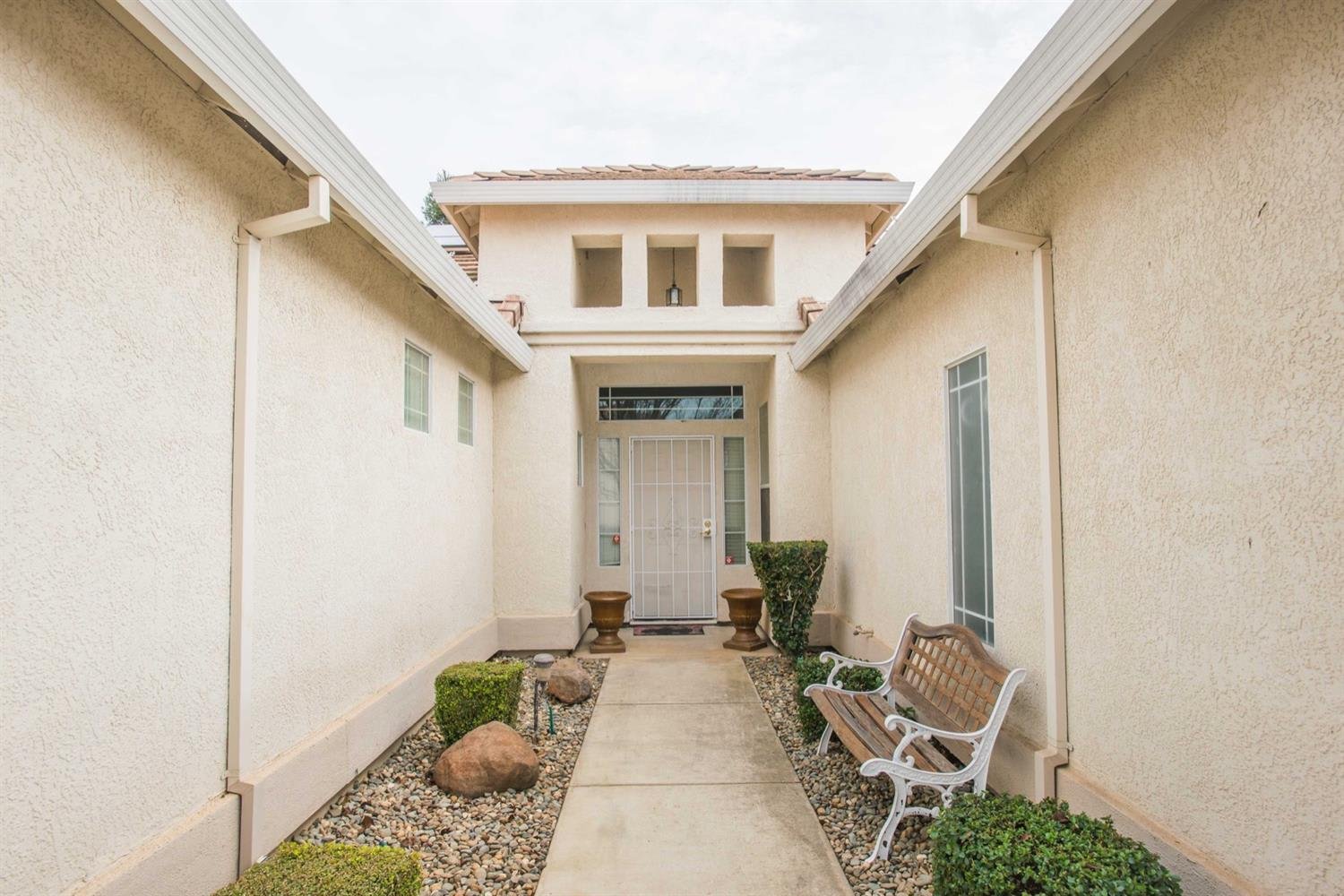 9561 Crystal Water Way