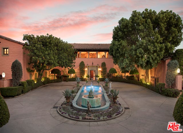 Valley Villa