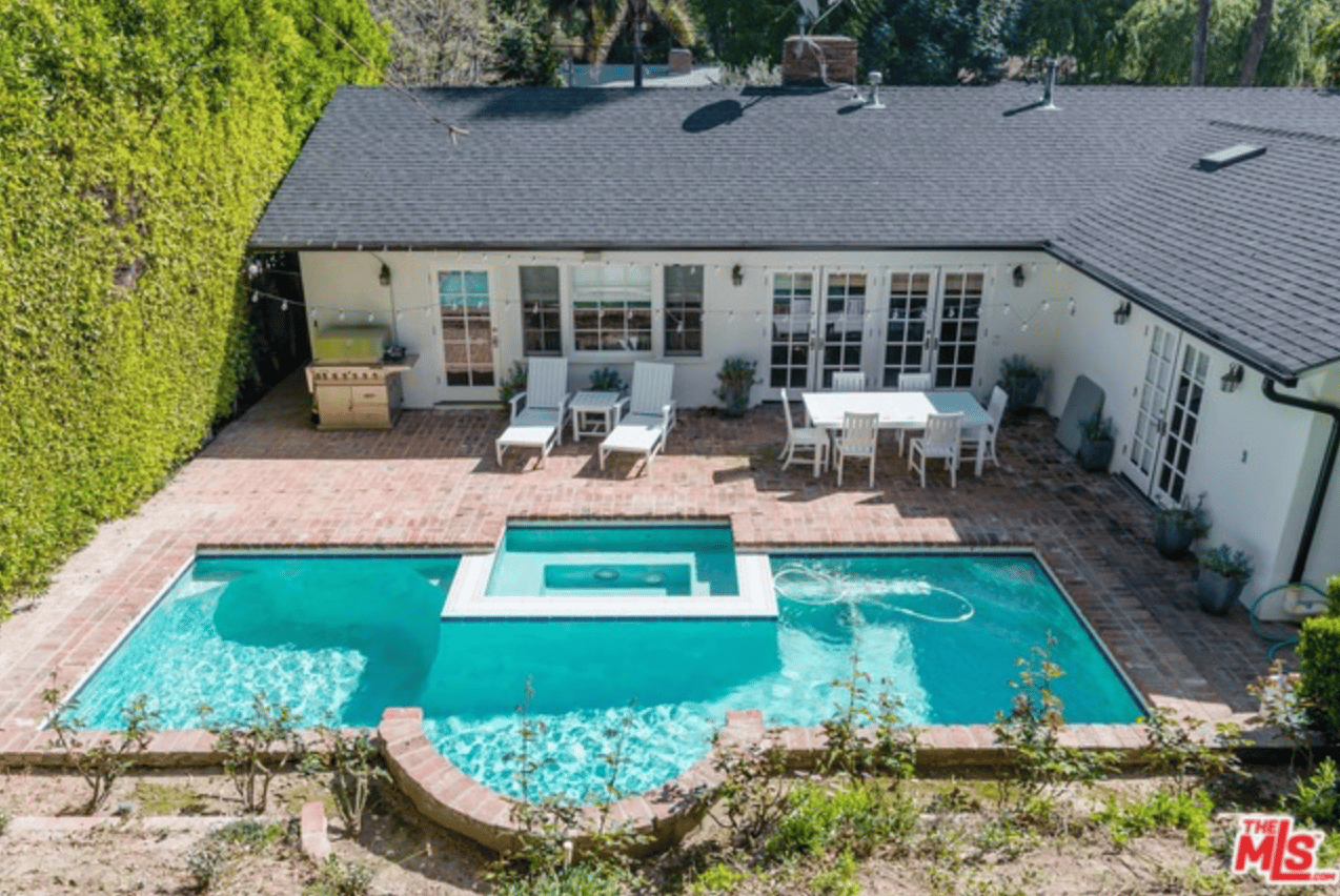 Enchanting Sherman Oaks Lease