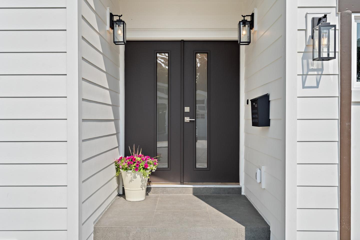 112 Belvedere Ave