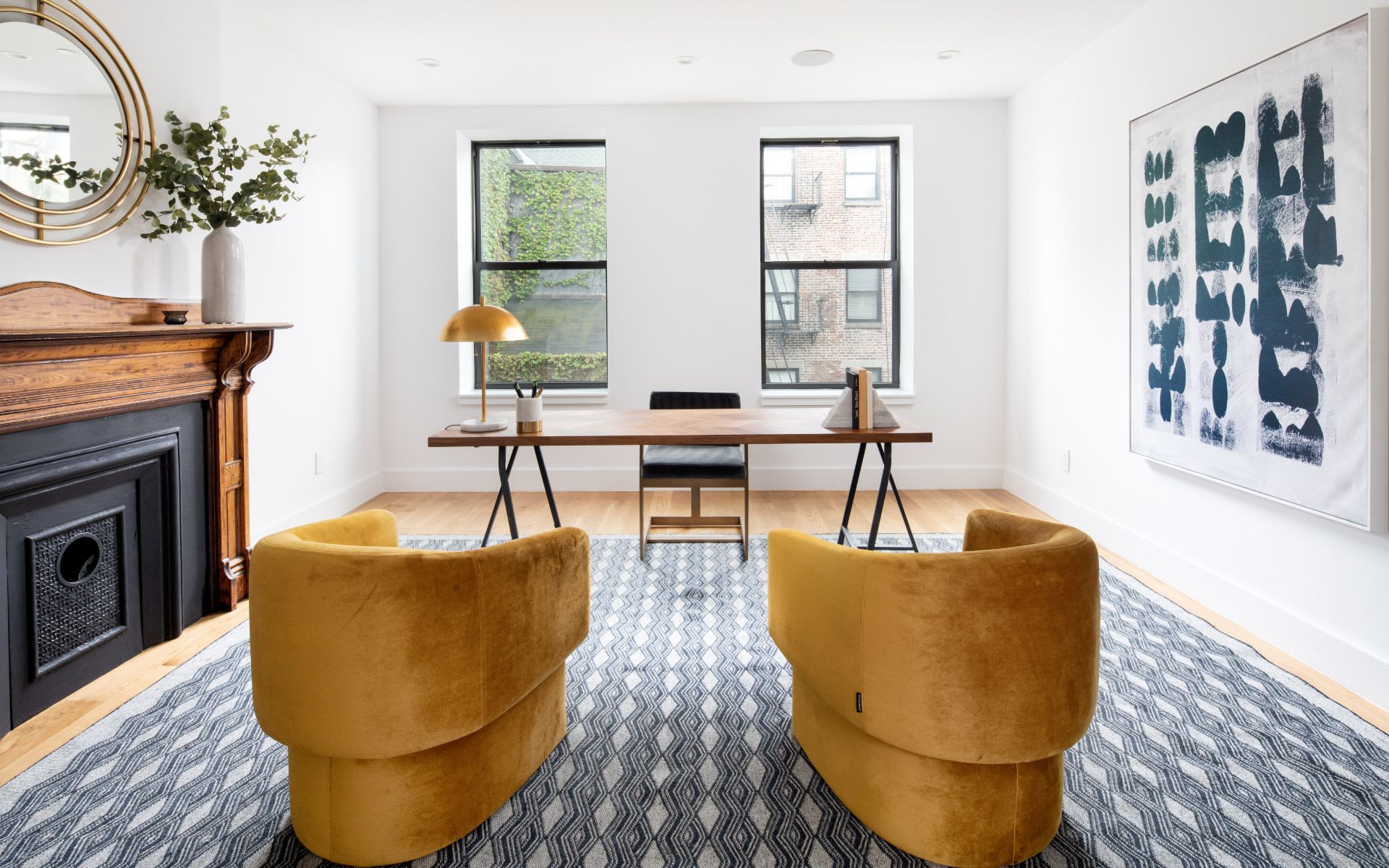 16 W 131st St