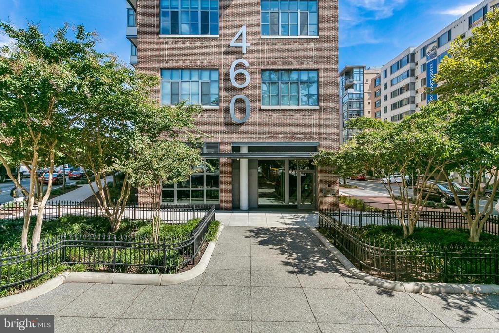 460 New York Ave NW, #1003
