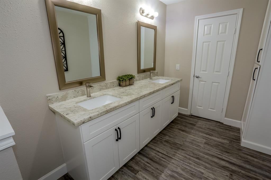 215 Acorn Tree Court