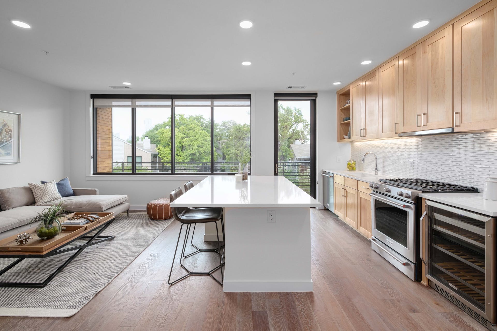 900 S 1st St #405, Austin, Texas 78704