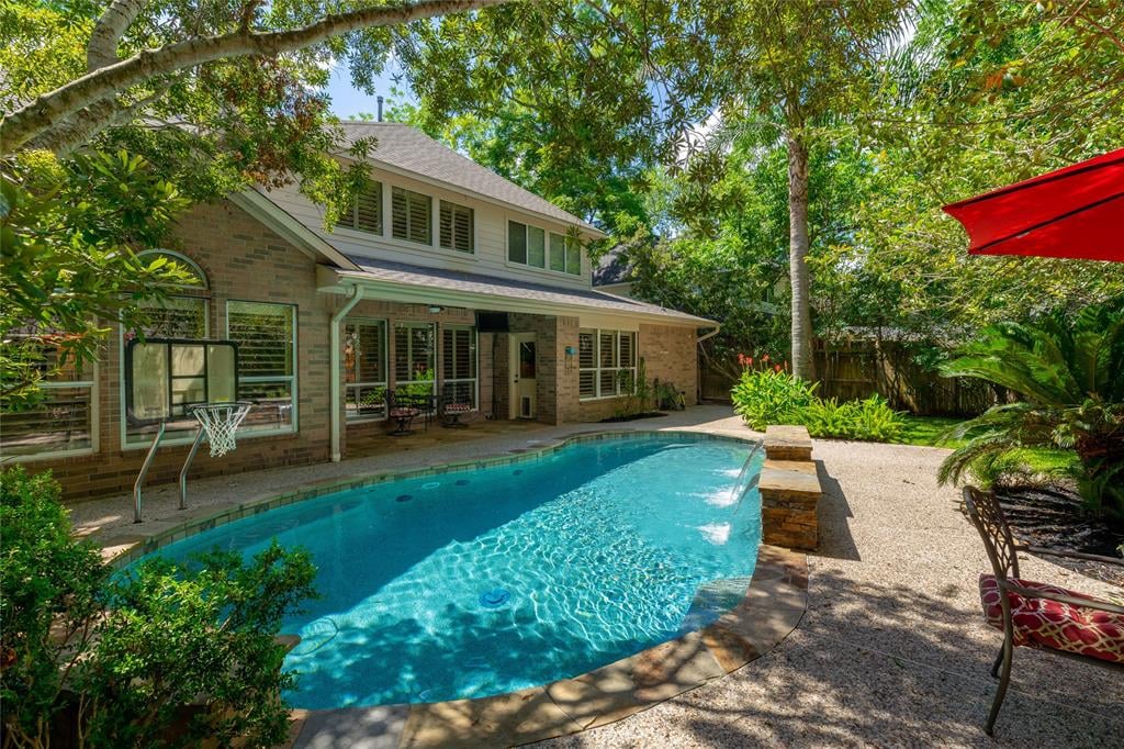 3411 Edmonson Court 
