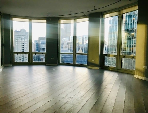 345 N Lasalle St, #4305