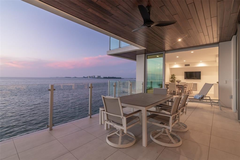 4750 Ocean Blvd, #202