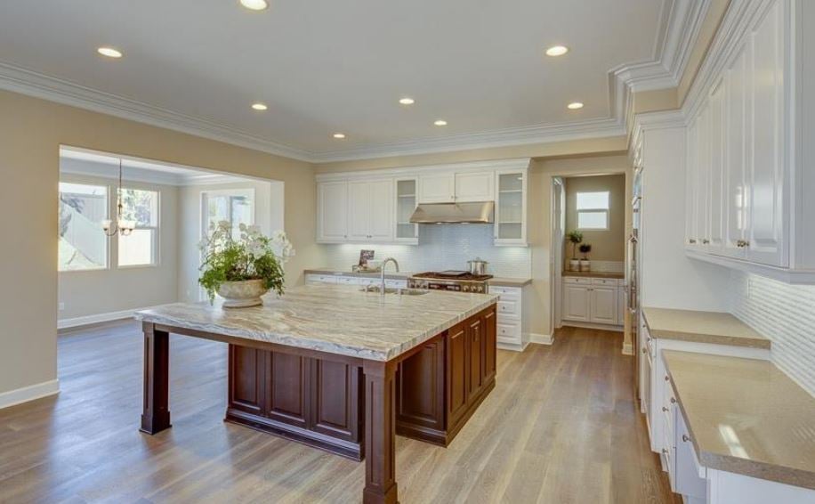 1627 New Crest Ct