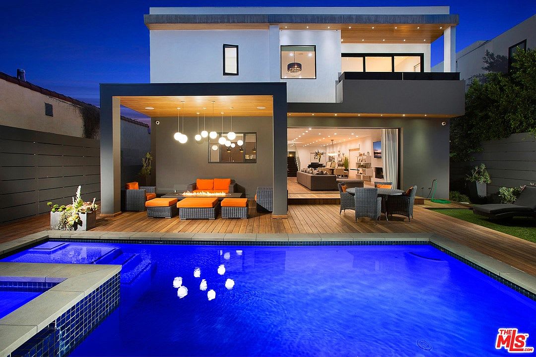 Pristine Opulent