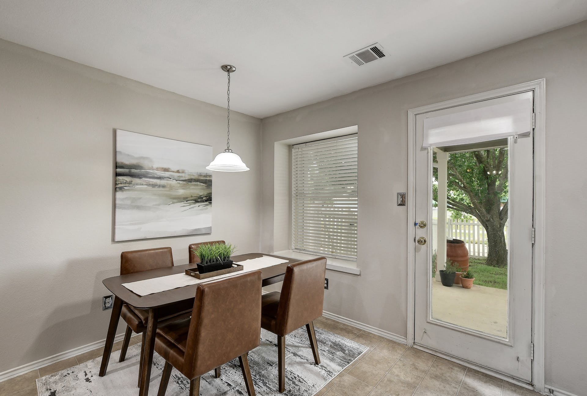 185 Sampson, Kyle, Texas 78640