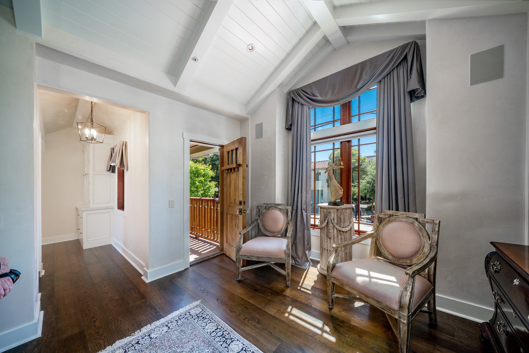 Luxurious Downtown Carmel Living