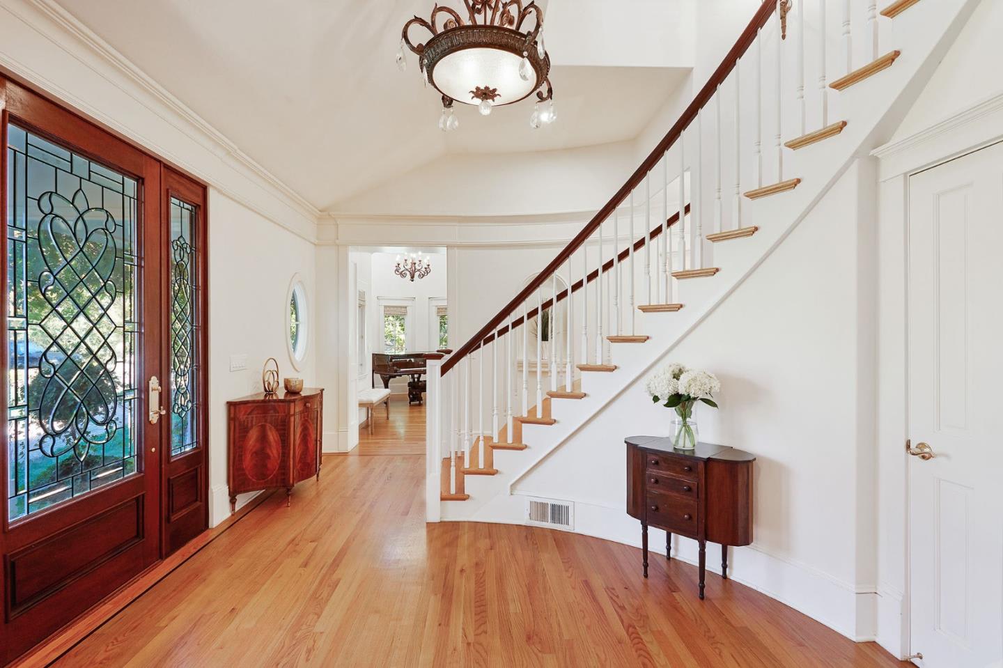 17930 Vineland Avenue, Monte Sereno