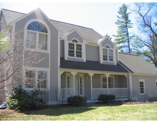 32 Nashua Rd