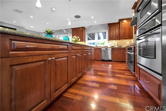 296 E Bay, Costa Mesa