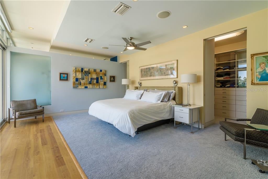 Iconic Contemporary Home in Lido Shores