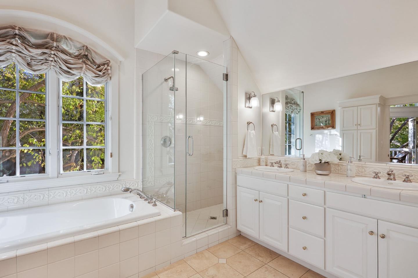 17930 Vineland Avenue, Monte Sereno