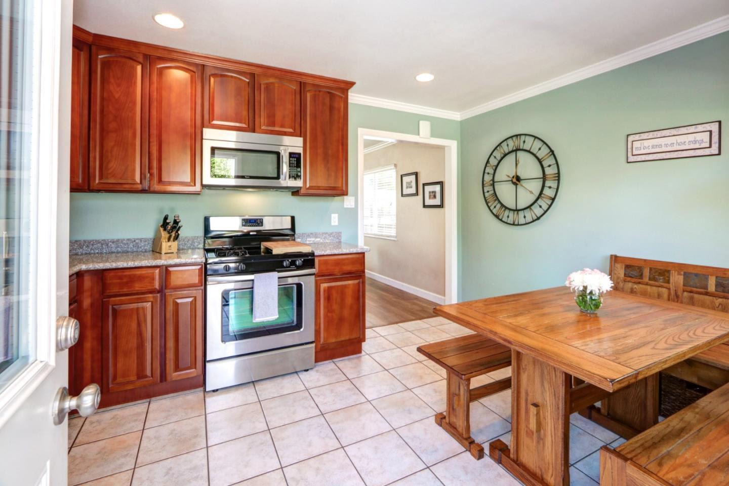 3095 Calzar Drive, Cambrian
