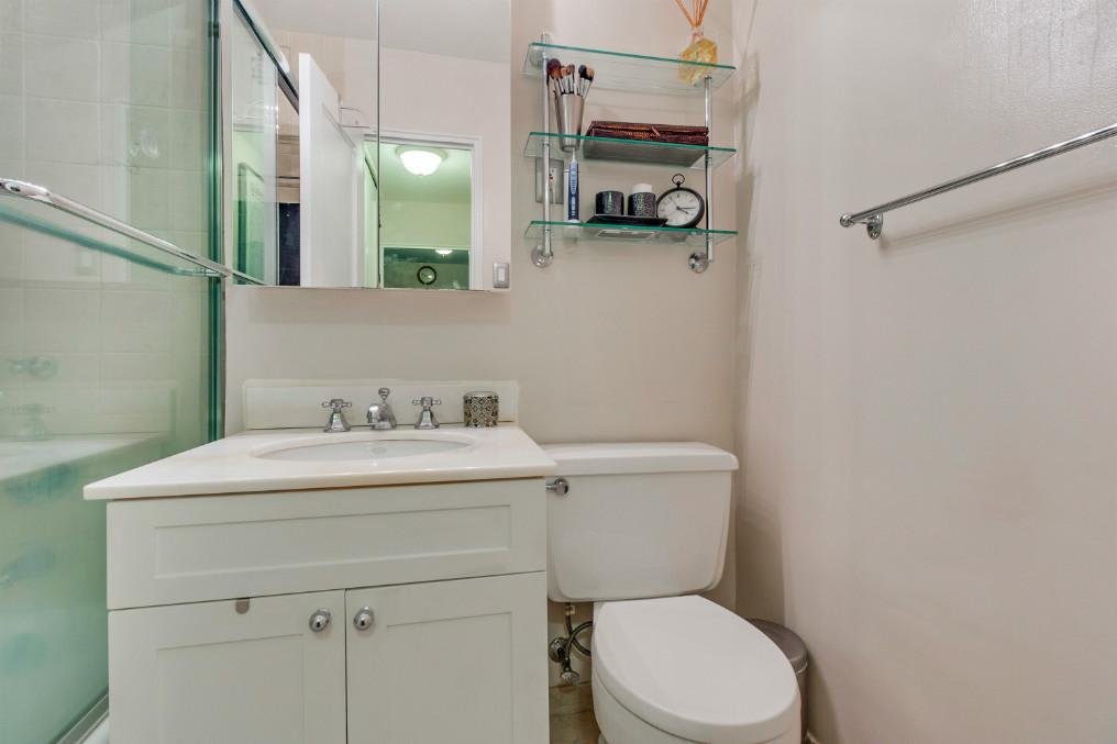 165 W 66th St, #6E